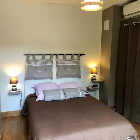 Villa Eugénie Melun Esterno foto