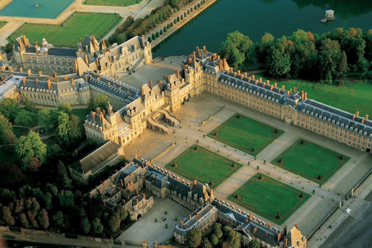 Villa Eugénie Melun Esterno foto