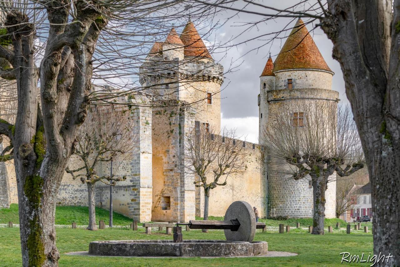 Villa Eugénie Melun Esterno foto